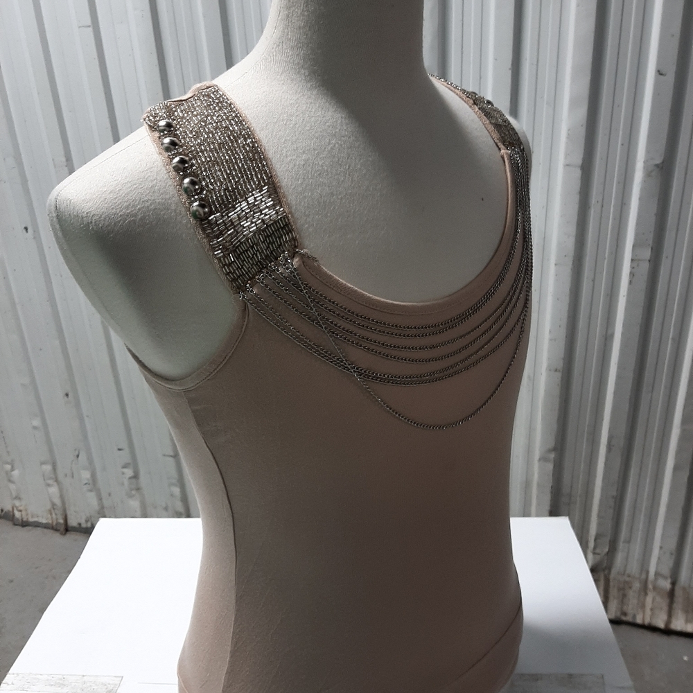 Ladies clothes - Picture 3 of 8